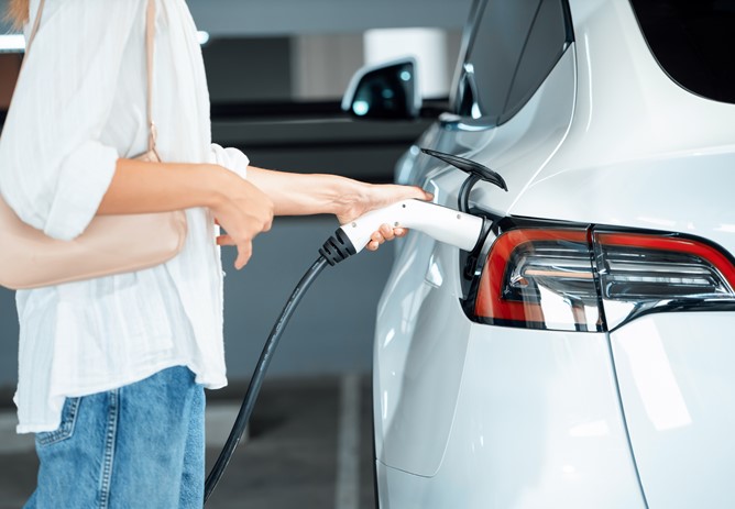 The Great Switch: Is Now the Right Time to Go Electric?