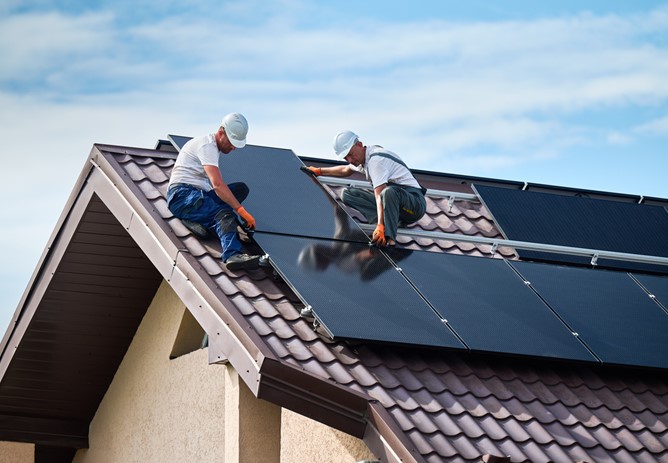 Is Solar Right for You?  Tips and Benefits of Installing Solar Panels!